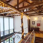 Hagiati - Cozy Mountain Retreat