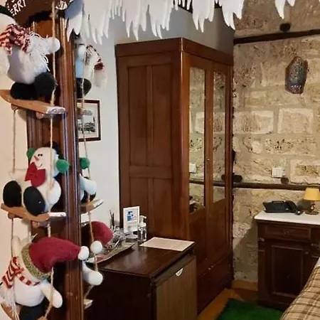 Hagiati - Cozy Mountain Retreat فندق إذيسا