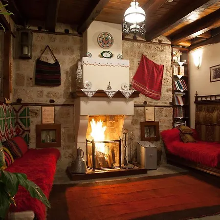 Hotel Hagiati - Cozy Mountain Retreat 2*