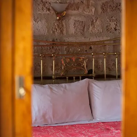Hagiati - Cozy Mountain Retreat فندق إذيسا