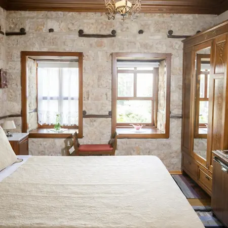 Hagiati Hotel