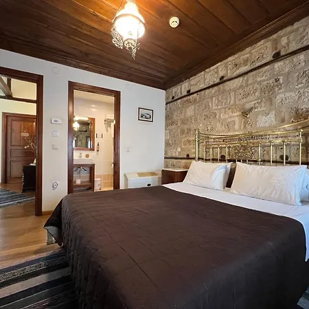 Hotel Hagiati - Cozy Mountain Retreat