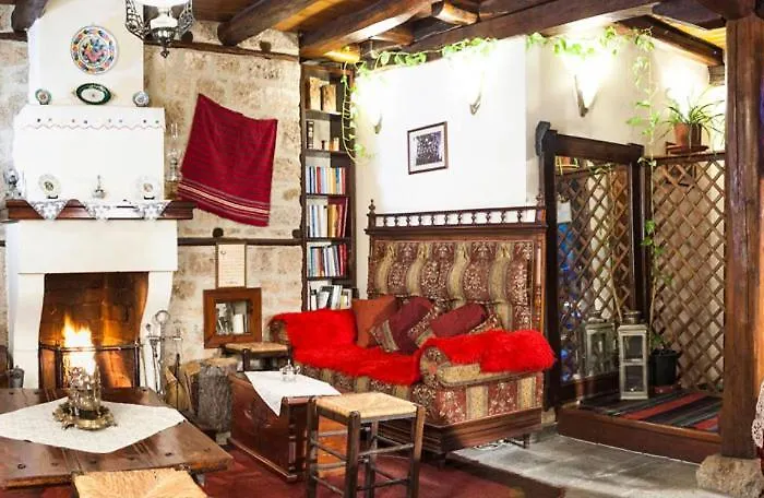 Hotel Hagiati - Cozy Mountain Retreat 2*